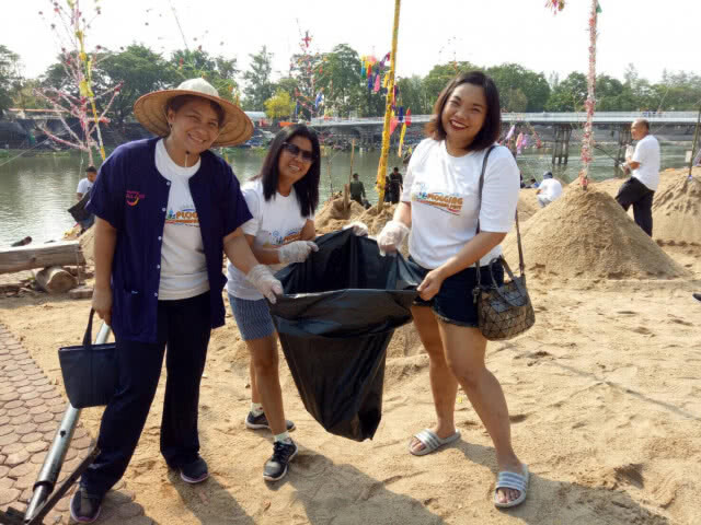 ครั้งแรกของไทย! กิจกรรม Plogging เก็บขยะ ณ เกาะกลางแม่น้ำปิง