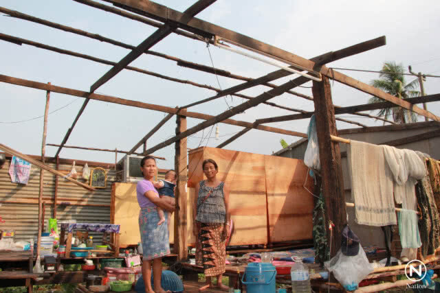 พิษณุโลก-เร่งสำรวจช่วยเหลือบ้านเสียหายถูกพายุฤดูร้อนพัดถล่ม