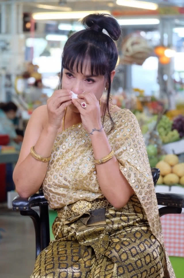 "แม่ปริก"  เปิดใจทั้งน้ำตา
เล่าถึงความรักที่ผิดพลาด
จนทำให้"พ่อ"เสียชีวิต