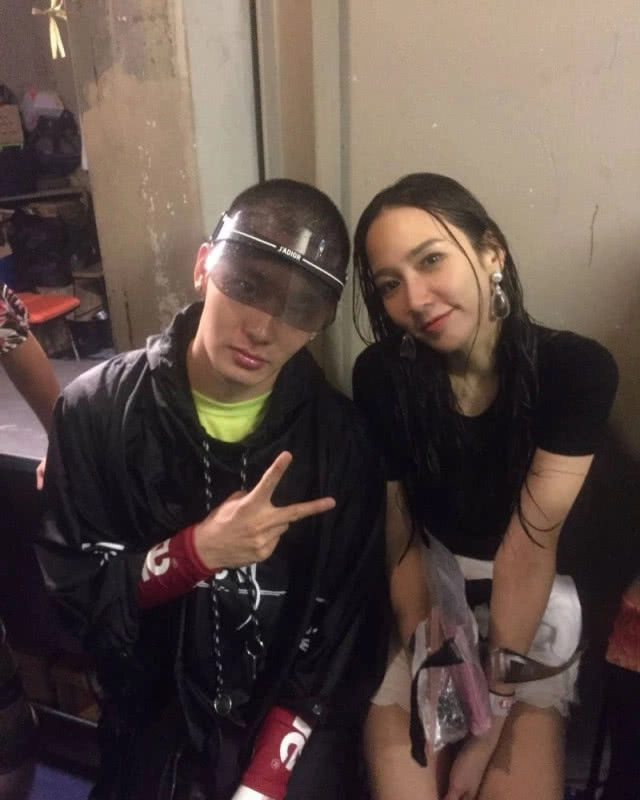 (คลิป) การเล่นสงกรานต์ครั้งแรกในรอบเกิน10 ปีของ 'อั้ม'