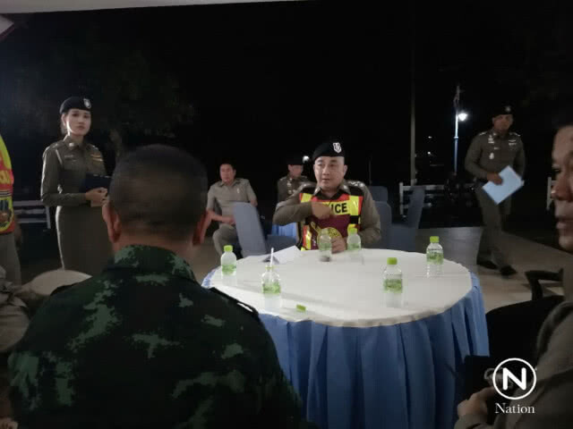 (คลิป) ลีลา "ศรีวราห์" โบกรถ
