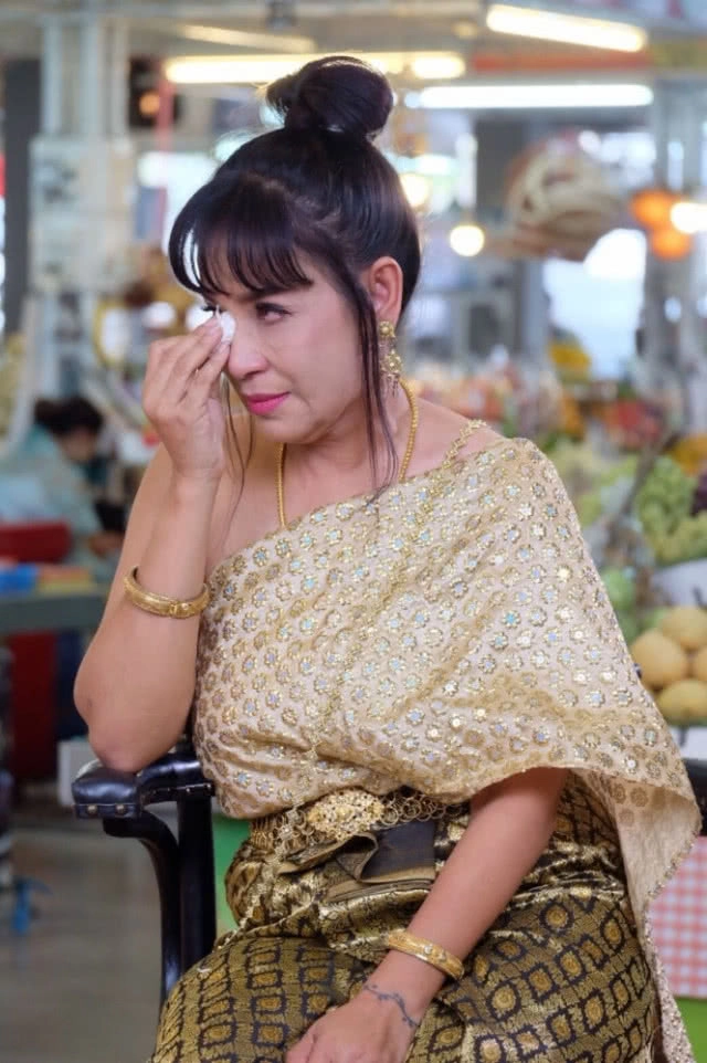 "แม่ปริก"  เปิดใจทั้งน้ำตา
เล่าถึงความรักที่ผิดพลาด
จนทำให้"พ่อ"เสียชีวิต