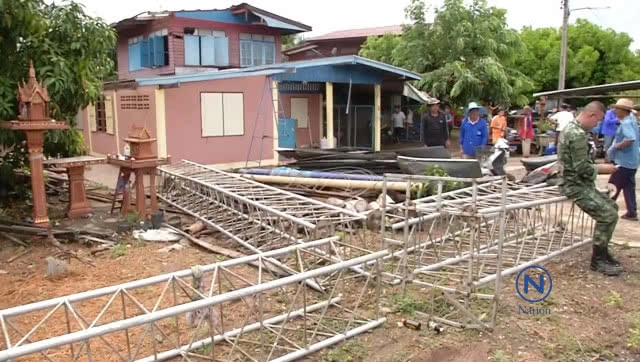 พายุฤดูร้อนถล่ม 7 อำเภอ จ.พิจิตร
22 หมู่บ้านเสียหาย