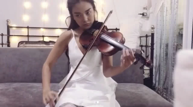 เก่งจริงแม่หญิงจันทร์วาด!! "ปราง กัญญ์ณรัณ" สีไวโอลินเพลงบุพเพฯ อวดออเจ้า