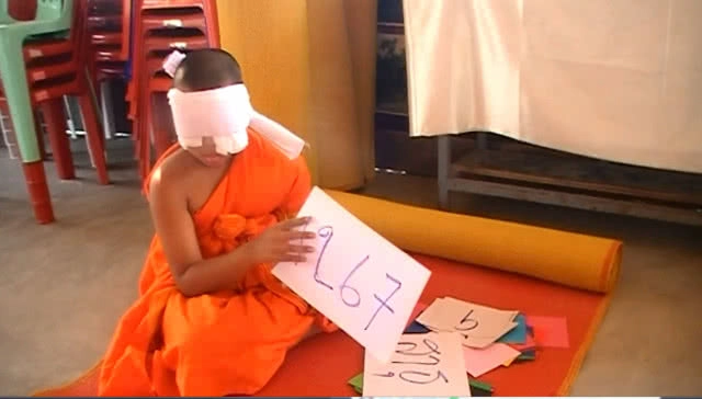 เหลือเชื่อ!! สามเณร นั่งสมาธิ เกิดญาณปิดตาทยถูกหมด