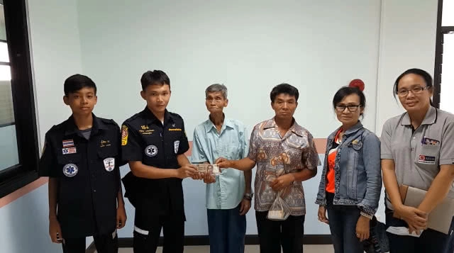 ยาย 81 สุดซาบซึ้ง!! ผู้ใจบุญบริจาคเงินสร้างบ้านอยู่ พร้อมบริจาคให้ผู้ยากไร้