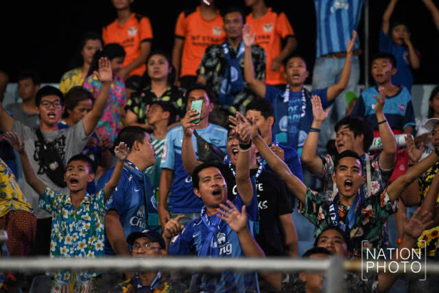 VAR ช่วยชีวิต! ฉลามชล เปิดบ้านเจ็า กิเลน 1-1(ภาพ)