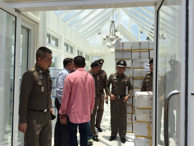 ตำรวจคุมตัวแล้ว 6 เร่งล่าอีก 2-จ่อสอบ 16 ดารา-เซเลบ-เน็ตไอดอล(คลิป)