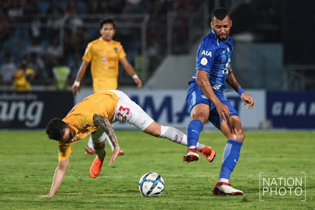 VAR ช่วยชีวิต! ฉลามชล เปิดบ้านเจ็า กิเลน 1-1(ภาพ)