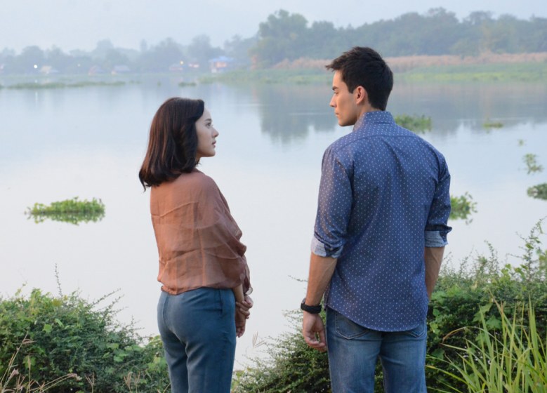 'หลุยส์' เขินไม่กล้าจูบ 'ทับทิม' เพราะเกรงใจแม่