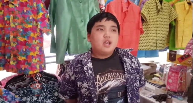 ทำดีต้องชื่นชม! เด็กวัย 11 ปี เก็บกระเป๋าสตางค์พร้อมเงิน 40,000 บาท รีบส่งคืนเจ้าของ(คลิป)