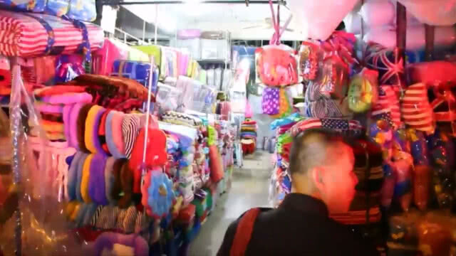 หัวขโมย สุดแสบ!! ย่องลักเหรียญเจ้าของร้านตื่นแจ้งตร.จับดันแกล้งขี้ราดใส่เหม็นไปทั่ว