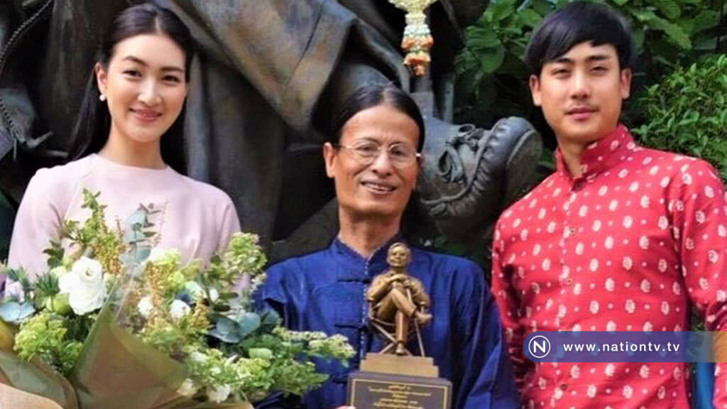หม่อมน้อย "รับรางวัลคึกฤทธิ์" สาขา "ศิลปะการแสดง"