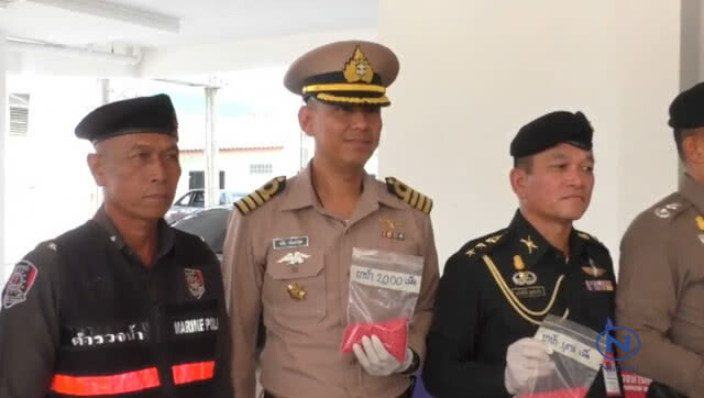 รวบ 2 ผัวเมียทาสยาบ้า
รับจ้างส่งของแลกเสพ