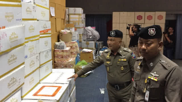"ตำรวจกองปราบ" เตรียมนำตัวผู้ต้องหาคดีฉ้อโกงประชาชน "เมจิกสกิน" ฝากขังศาลอาญาบ่ายนี้