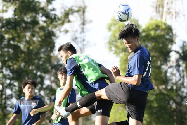 ส.บอล-ราชนาวี จัดอบรมผู้ฝึกสอนเบื้องต้น ณ จังหวัด ชลบุรี