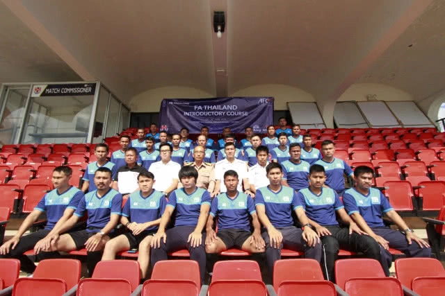 ส.บอล-ราชนาวี จัดอบรมผู้ฝึกสอนเบื้องต้น ณ จังหวัด ชลบุรี