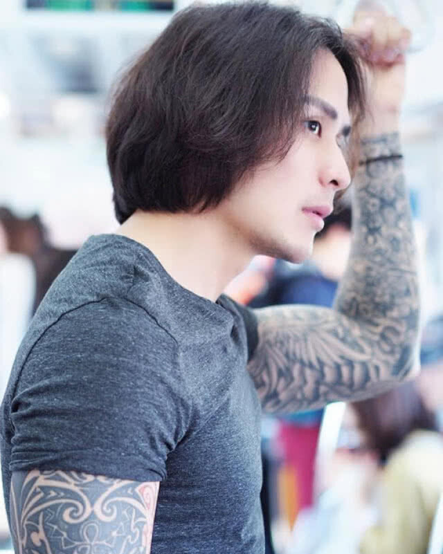"แทค" ของขึ้น
ดูข่าว"เอ็ม ไลฟ์สด"
สุดฉุน "บอกได้คำเดียว ... จริง"