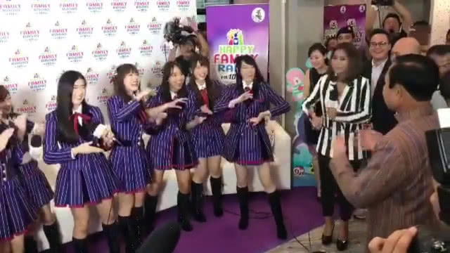 "ลุงตู่" ออกสเต็ปสุดพลิ้ว เพลงคุกกี้เสี่ยงทาย กับหลานๆ BNK48