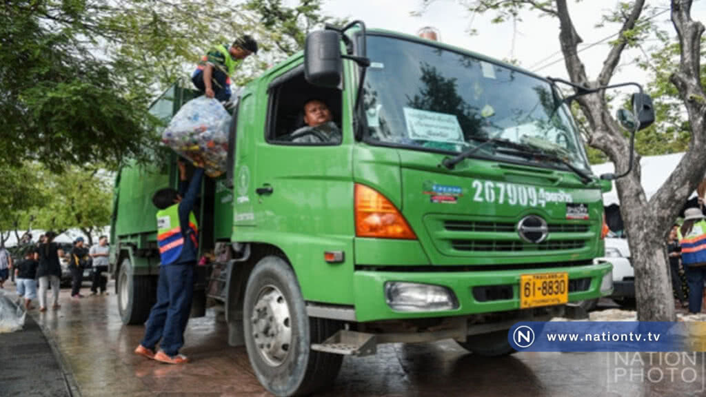 กทม.เตรียมปรับปรุงภูมิทัศน์บริเวณท้องสนามหลวง กทม.เตรียมปรับปรุงภูมิทัศน์บริเวณท้องสนามหลวง