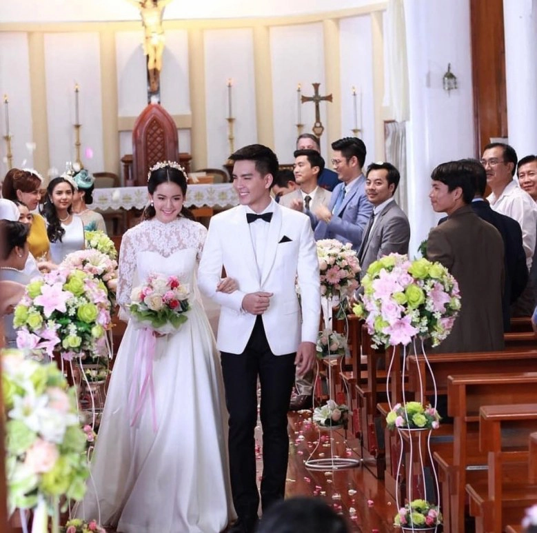 ฟินจิกหมอนกับฉากจบ 'สกาวเดือน' 