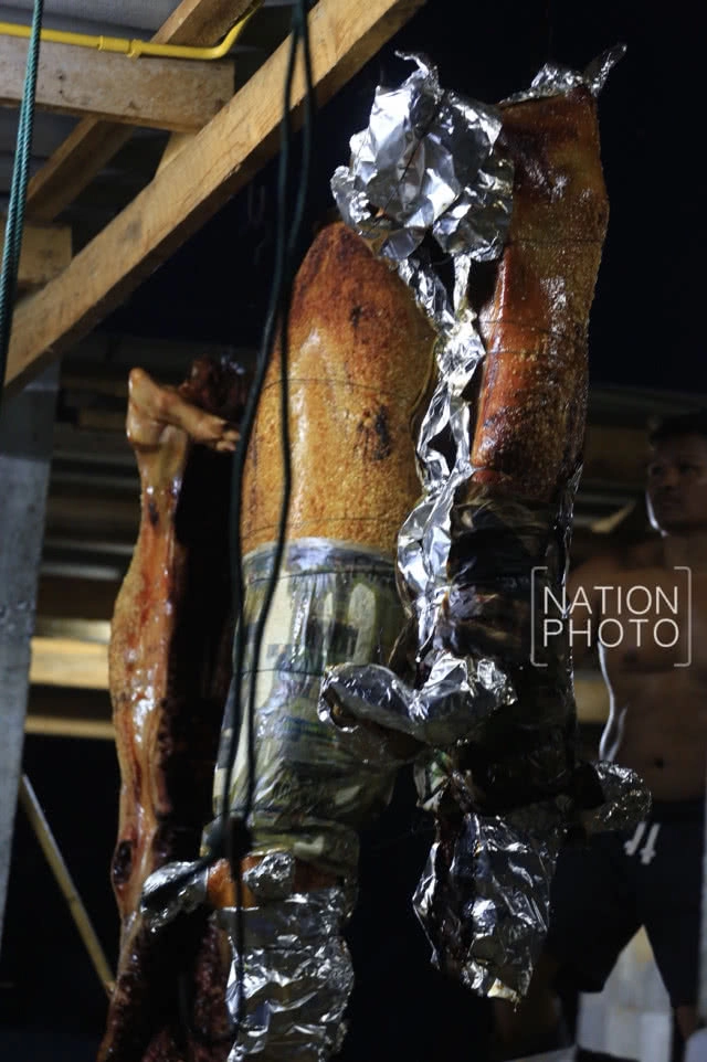 กว่าจะมาเป็น "หมูย่างเมืองตรัง"(ภาพชุด)