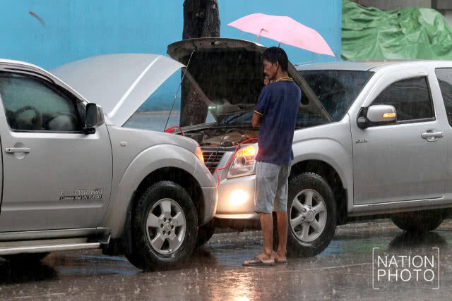 อนุสาวรีย์ชัยฯ ฝนลงหนัก!