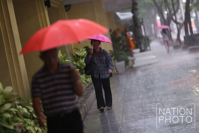 ฝนถล่มกรุงฯ!