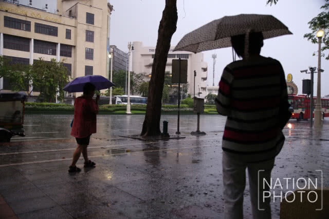 ฝนถล่มกรุงฯ!