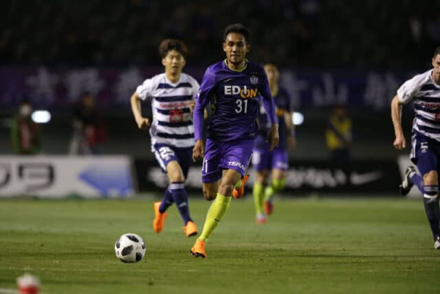 "มุ้ย" ซัดพาซานเฟรชเช บุกอัดนางาซากิ 2-0