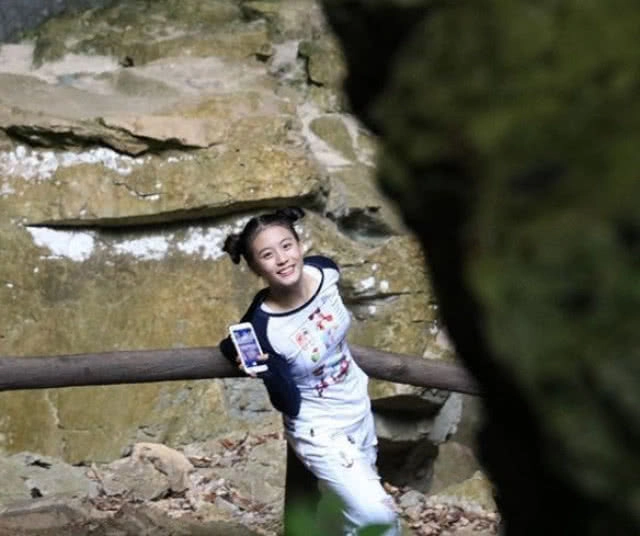 ลูกสาวพี่หมื่น-แม่การะเกด "น้องฟ้อนด์" ได้เป็น BNK48 รุ่น 2