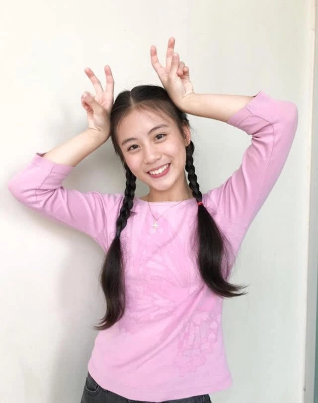 ลูกสาวพี่หมื่น-แม่การะเกด "น้องฟ้อนด์" ได้เป็น BNK48 รุ่น 2