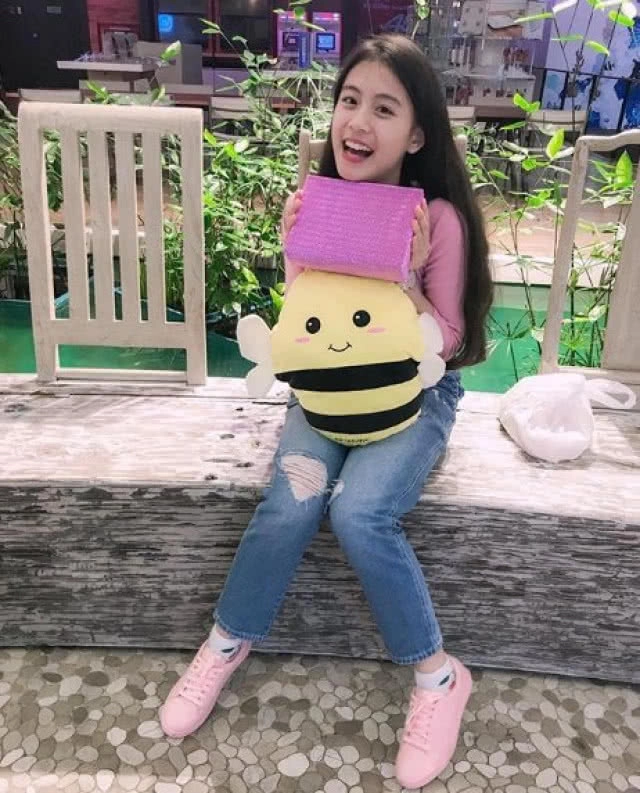 ลูกสาวพี่หมื่น-แม่การะเกด "น้องฟ้อนด์" ได้เป็น BNK48 รุ่น 2