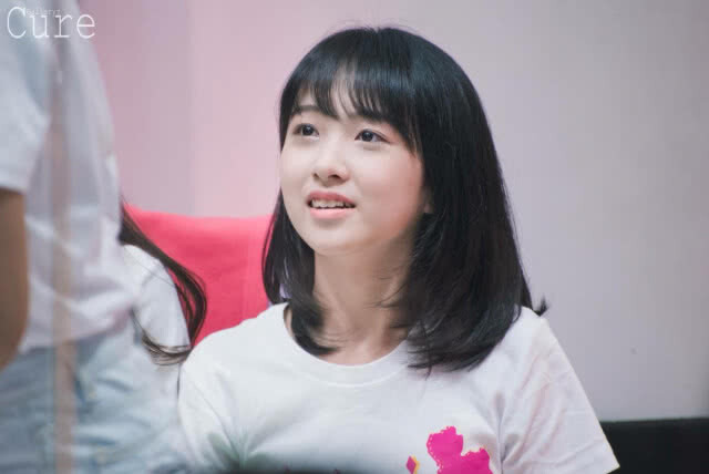เผยโฉม! BNK48 รุ่น 2 ทั้ง 27 คน(ภาพ)