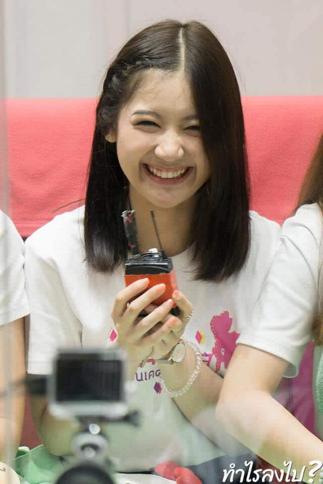 เผยโฉม! BNK48 รุ่น 2 ทั้ง 27 คน(ภาพ)