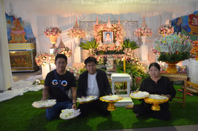 ฮือฮางานศพยาย แจกลอตเตอรี่ 600 ใบเป็นของชำร่วยแขกผู้ร่วมงาน
