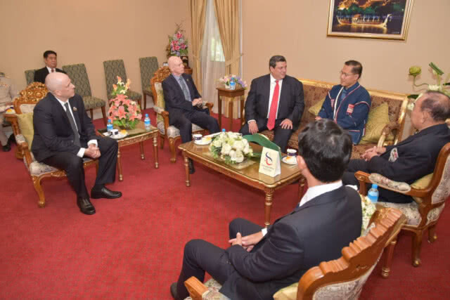 ประธานสภามวยโลก เข้าพบ รมว.กก เป็นสักขีพยาน "วันเฮง" ชกป้องกันแชมป์เพื่อจารึกกำแพงสถิติใหม่ของโลก