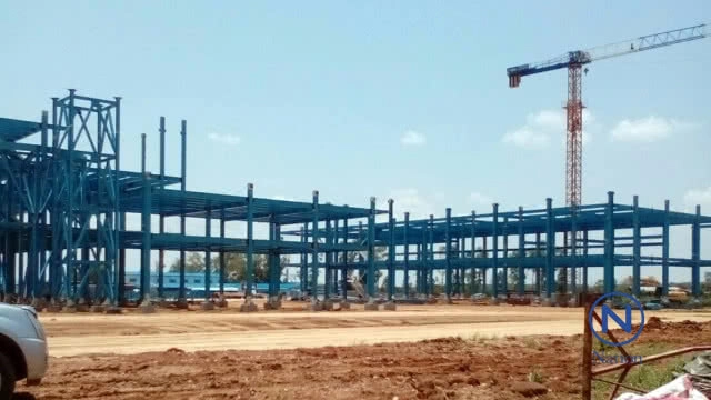 ชาวบ้านบุกศาลากลาง 
ดูใบอนุญาตตั้งโรงงานน้ำตาลวังสมบูรณ์