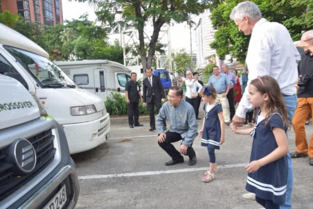ท่องเที่ยวถึงไทยสุดประทับใจ เยอรมนีถึงไทย ขับกว่า 35,000 กม.