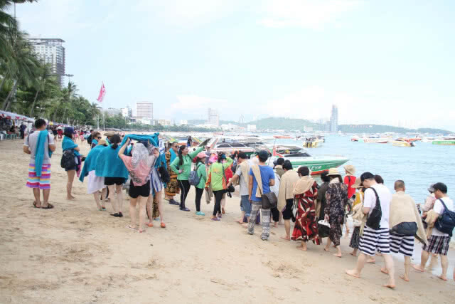ดีเดย์ 1 พ.ค. จัดระเบียบย้ายจุดเรือรับส่ง นทท.พัทยา