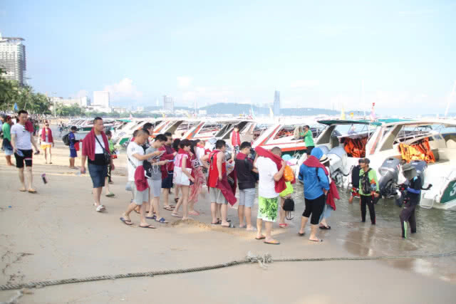 ดีเดย์ 1 พ.ค. จัดระเบียบย้ายจุดเรือรับส่ง นทท.พัทยา