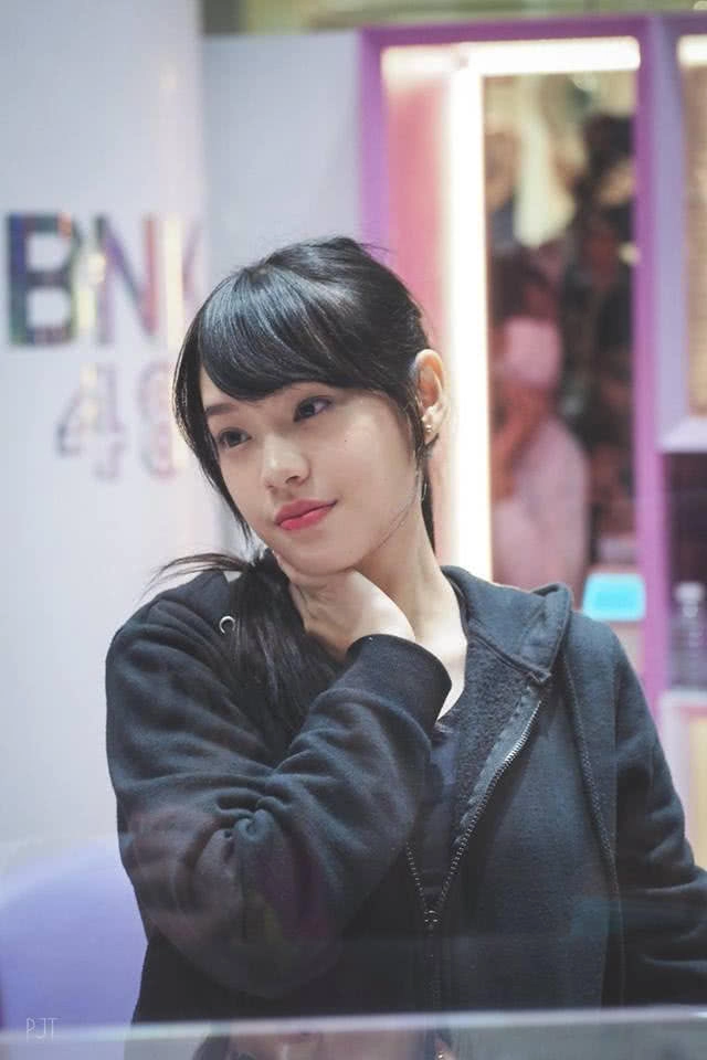 โอตะ จัดเต็ม!! อวยพรวันเกิด เฌอปราง BNK48