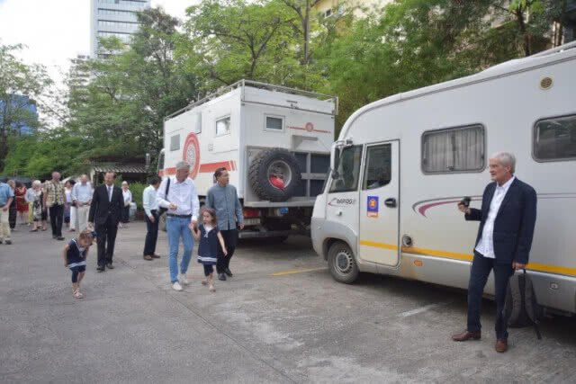 ท่องเที่ยวถึงไทยสุดประทับใจ เยอรมนีถึงไทย ขับกว่า 35,000 กม.