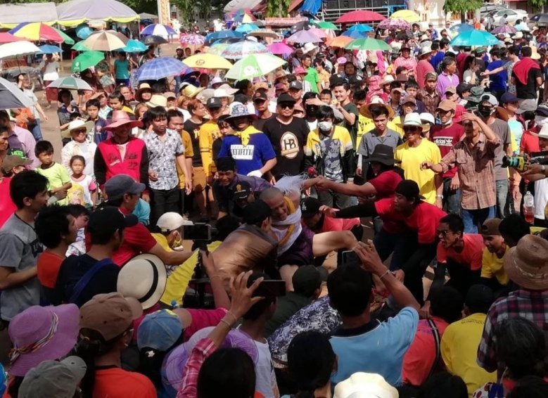 (ภาพชุด) หาชมยาก !! "แห่นาคโหด" ที่เดียวในโลก