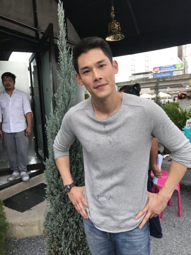 "กันต์" เล่นใหญ่! ปิดสนามกอล์ฟ จัดงานแต่ง