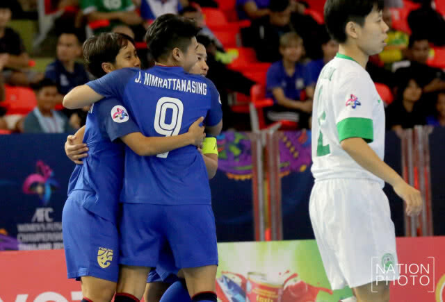 ประเดิมนัดแรก! โต๊ะเล็กสาวช้างศึก ถล่มมาเก๊า 15-0