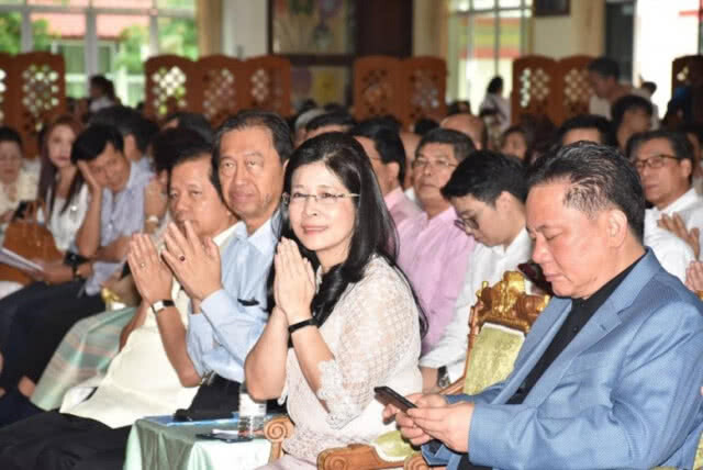ยืนยันสมาชิกหัวใจ เค้กหญิงหน่อยไม่พอแจก?