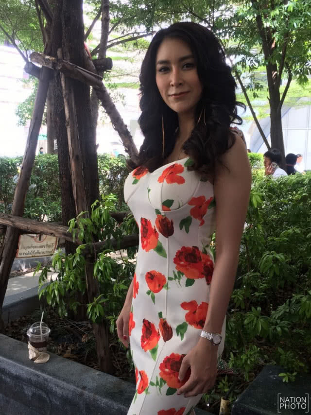 'ใหม่' ใส่บิกินี่ "ย่างกุ้ง" เพราะอยากทวงบัลลังก์เซ็กซี่?