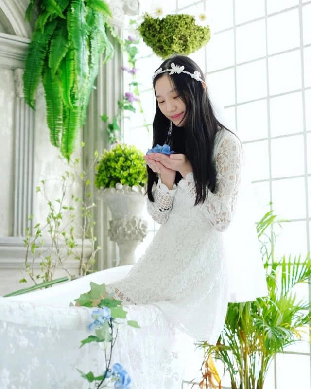 ยาวไป ยาวไป "อร BNK48" ส่งใจเชียร์หงส์ ลิ่วชิงยูซีแอล