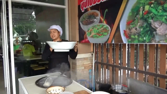 หนึ่งเดียวในเชียงคำ! ก๋วยเตี๋ยวกู๋เดือดต้มยำชามยักษ์